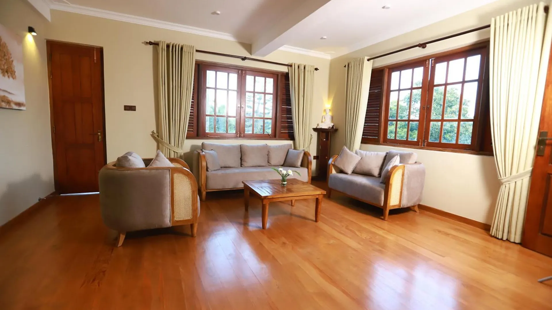Hotel Golden Shower Inn Kandy